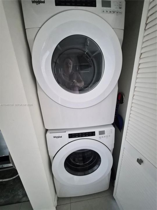 В аренду: $2,700 (1 спален, 1 ванн, 661 Квадратных фут)