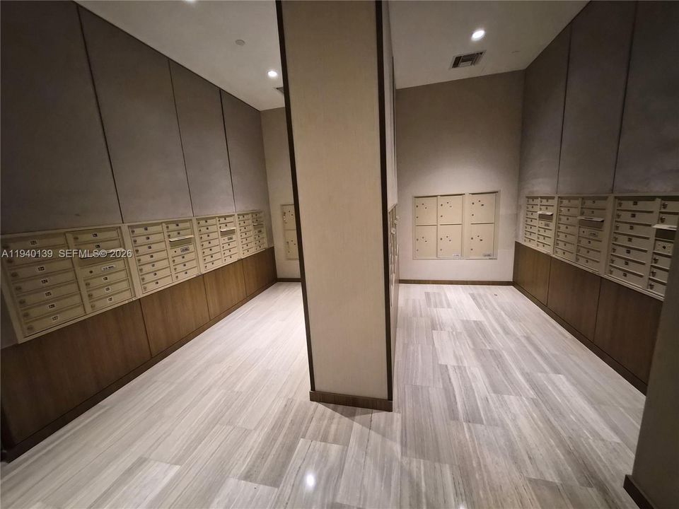 В аренду: $2,700 (1 спален, 1 ванн, 661 Квадратных фут)