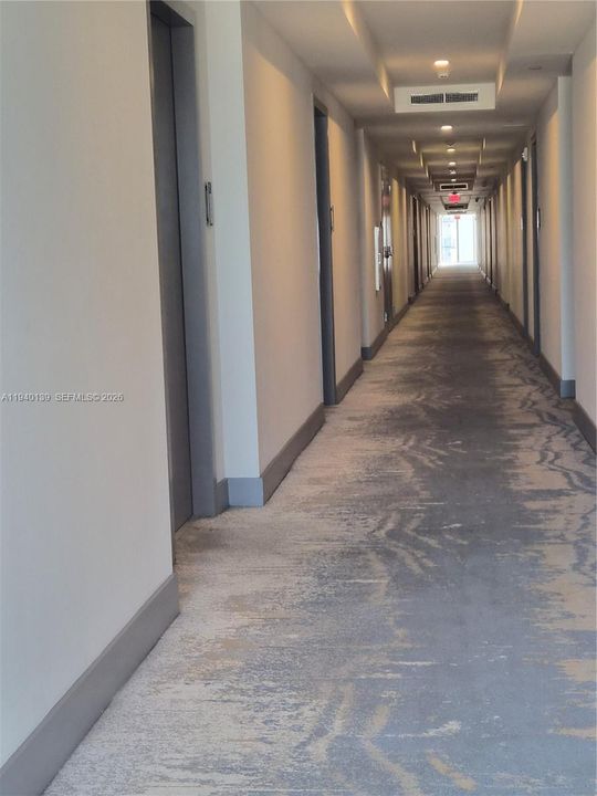 В аренду: $2,700 (1 спален, 1 ванн, 661 Квадратных фут)