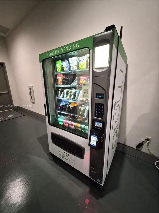 В аренду: $2,700 (1 спален, 1 ванн, 661 Квадратных фут)