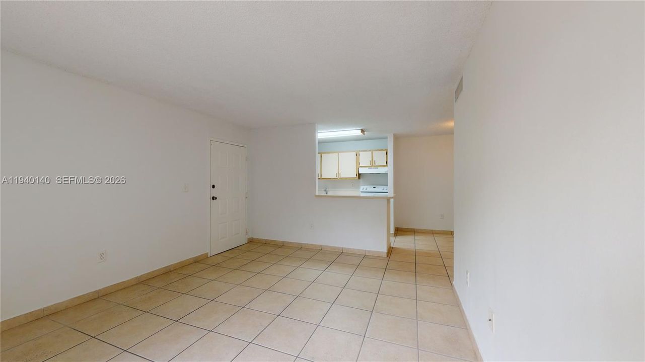 For Rent: $2,150 (2 beds, 2 baths, 896 Square Feet)