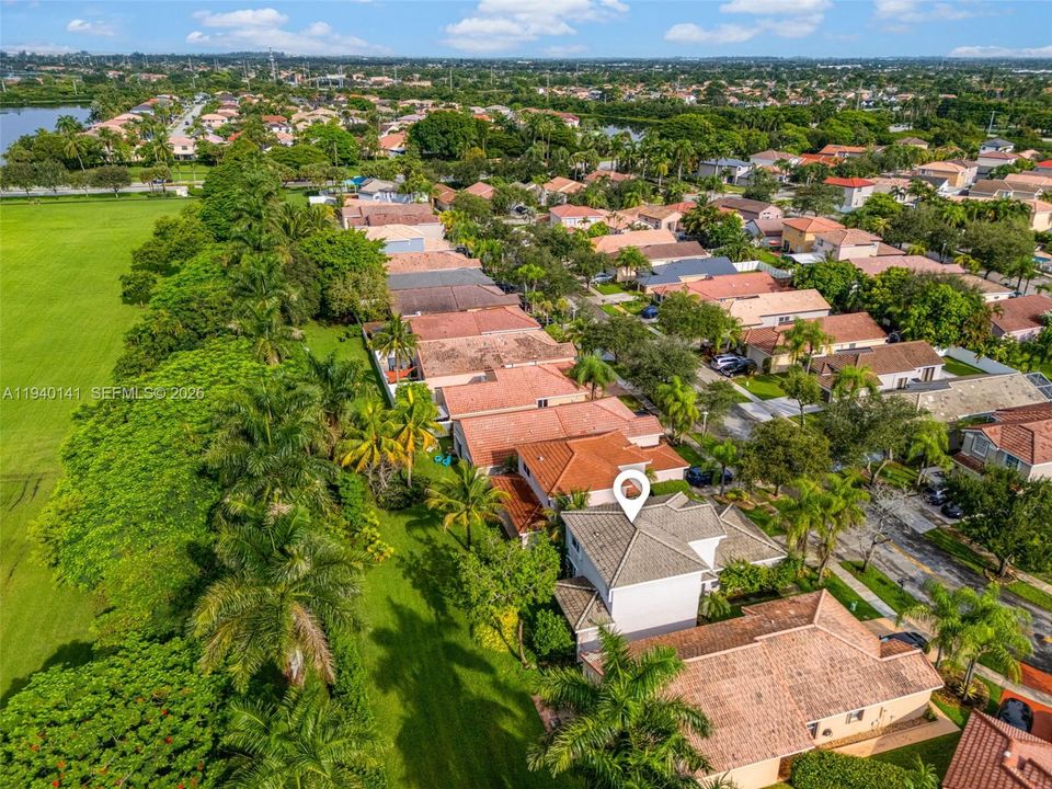 For Sale: $575,000 (3 beds, 2 baths, 1680 Square Feet)