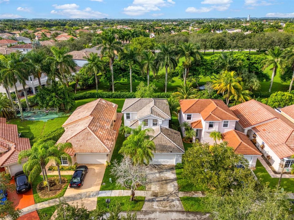 For Sale: $575,000 (3 beds, 2 baths, 1680 Square Feet)