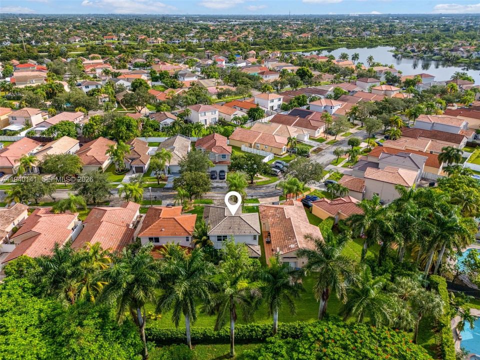 For Sale: $575,000 (3 beds, 2 baths, 1680 Square Feet)