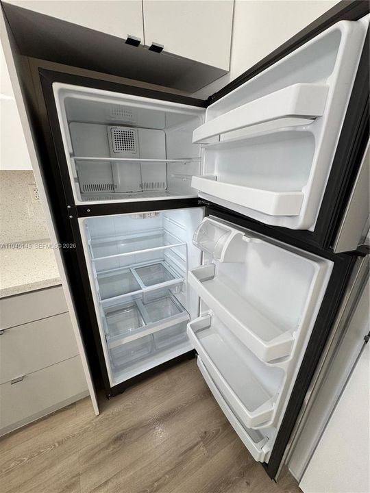 出租: $1,600 (1 贝兹, 1 浴室, 1000 平方英尺)