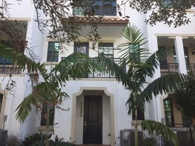 En Venta: $595,000 (3 camas, 3 baños, 1919 Pies cuadrados)