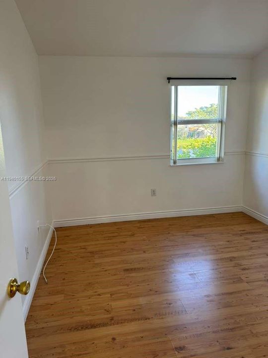 В аренду: $2,600 (3 спален, 2 ванн, 1635 Квадратных фут)