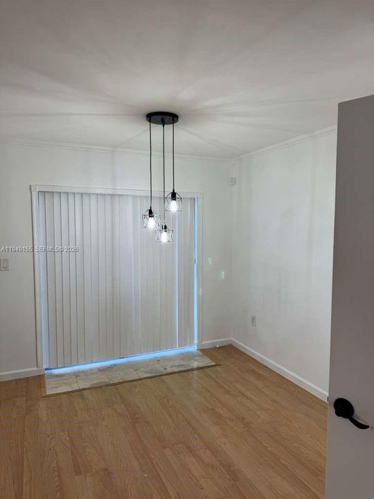 В аренду: $2,600 (3 спален, 2 ванн, 1635 Квадратных фут)