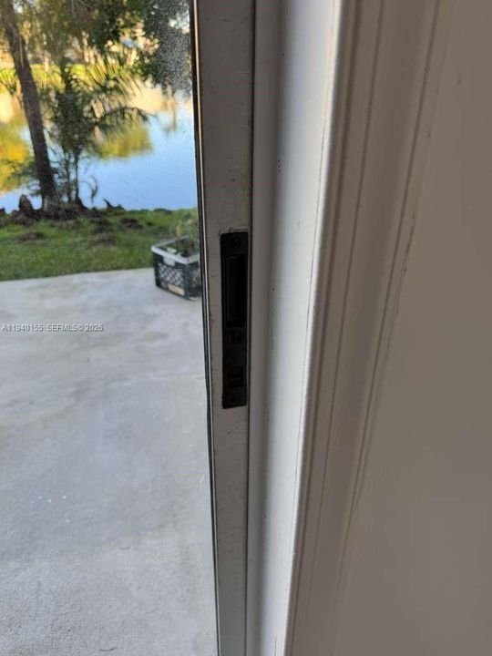 В аренду: $2,600 (3 спален, 2 ванн, 1635 Квадратных фут)