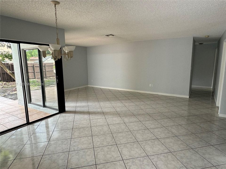 For Rent: $3,500 (4 beds, 3 baths, 1888 Square Feet)