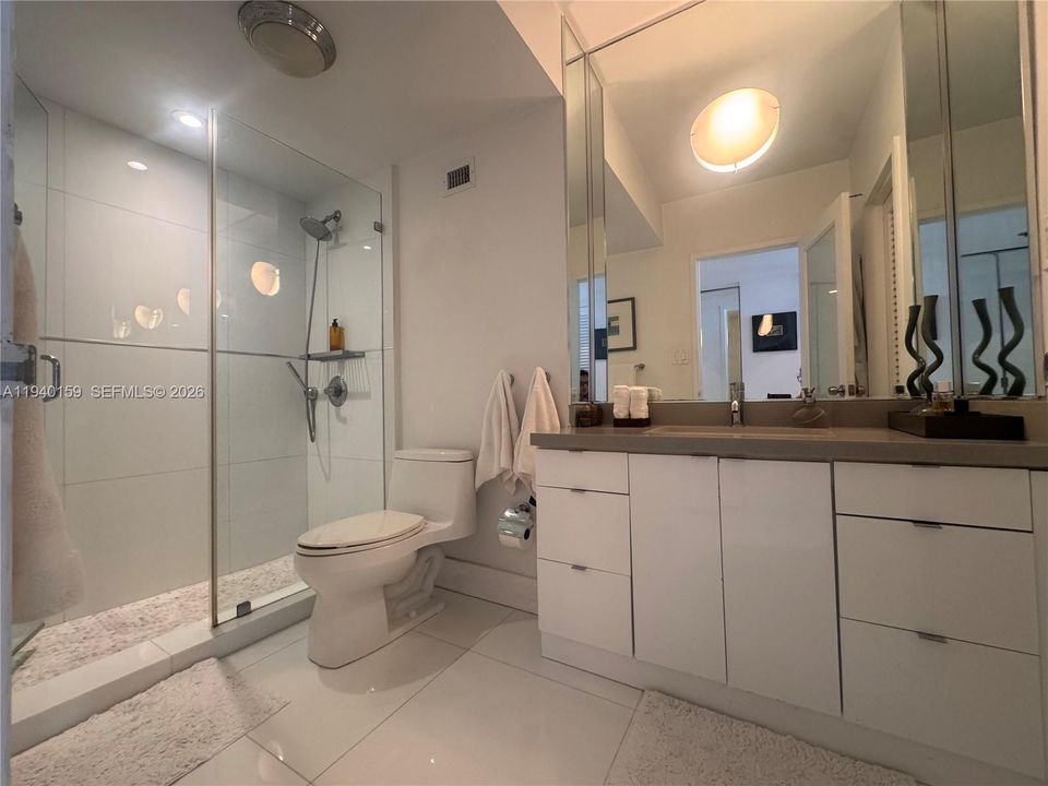 В аренду: $2,900 (0 спален, 1 ванн, 550 Квадратных фут)