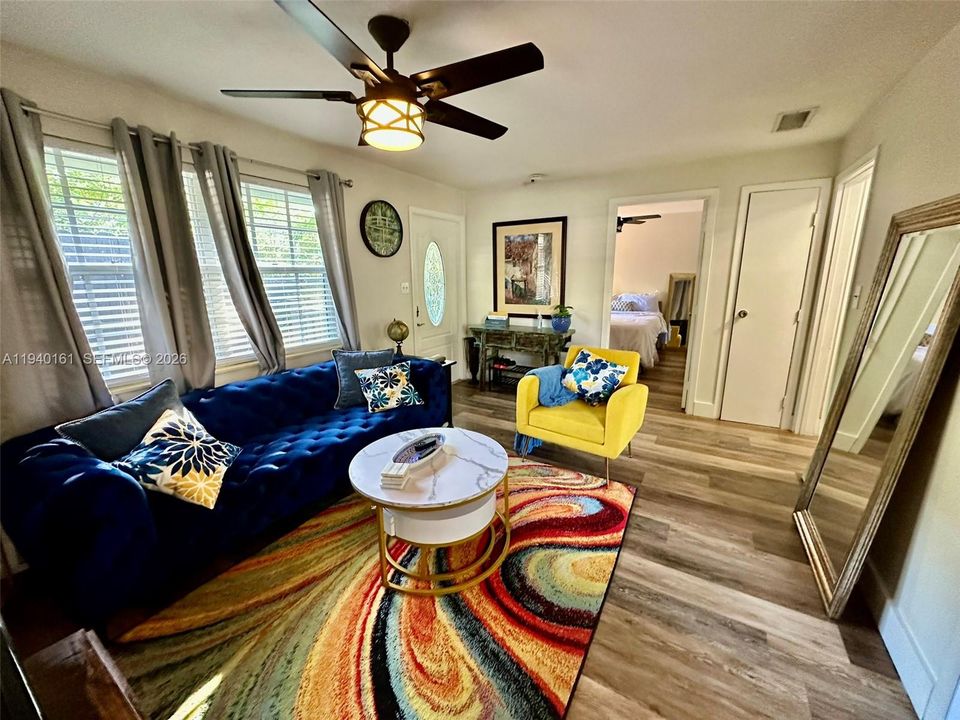 В аренду: $2,600 (2 спален, 1 ванн, 0 Квадратных фут)