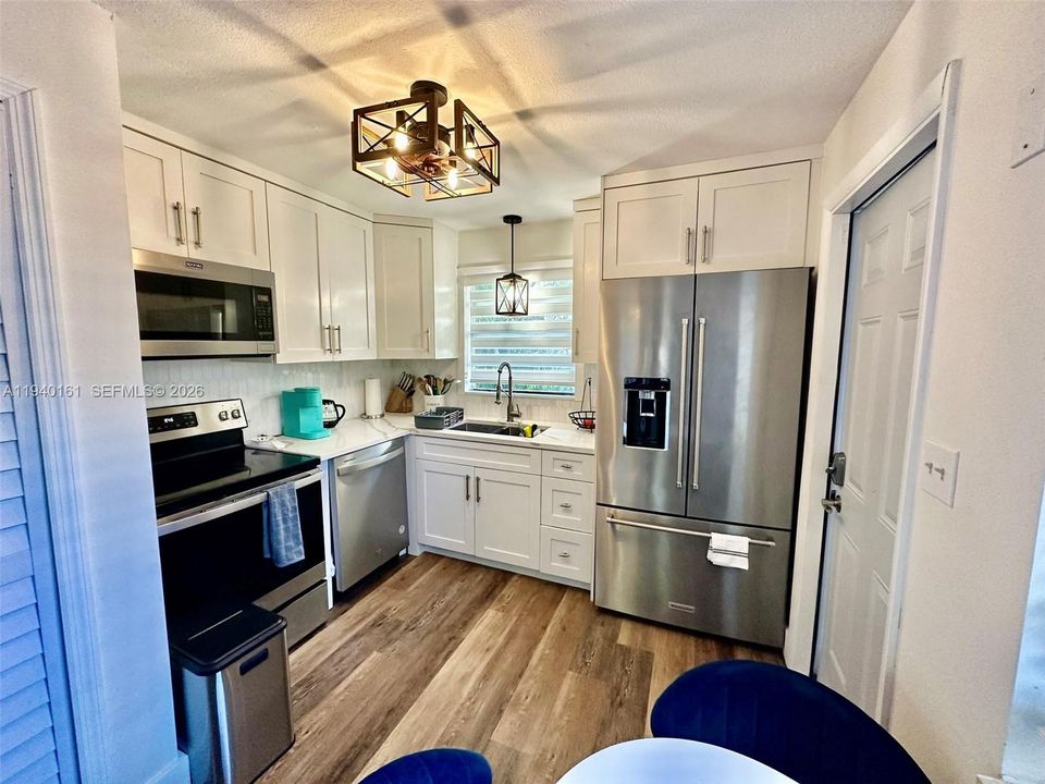 В аренду: $2,600 (2 спален, 1 ванн, 0 Квадратных фут)