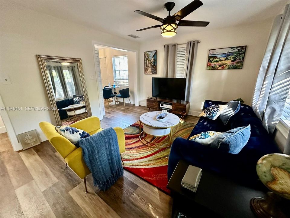 В аренду: $2,600 (2 спален, 1 ванн, 0 Квадратных фут)