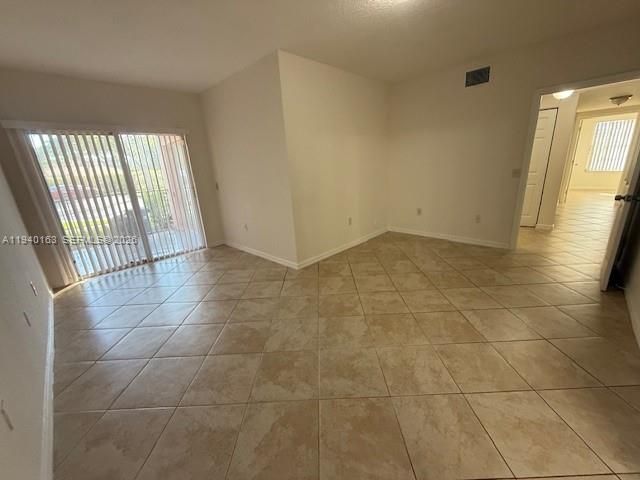 For Rent: $2,475 (3 beds, 2 baths, 1480 Square Feet)