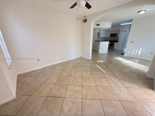 For Rent: $2,475 (3 beds, 2 baths, 1480 Square Feet)