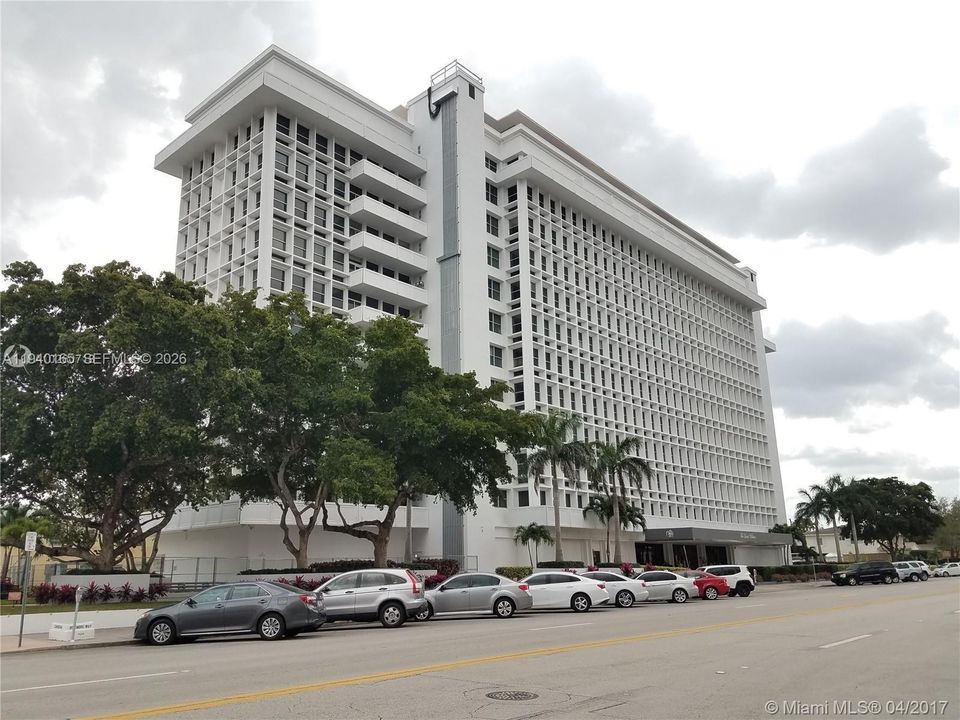 For Rent: $1,800 (0 beds, 1 baths, 450 Square Feet)