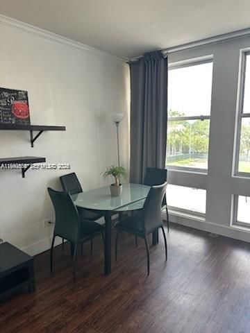 For Rent: $1,800 (0 beds, 1 baths, 450 Square Feet)