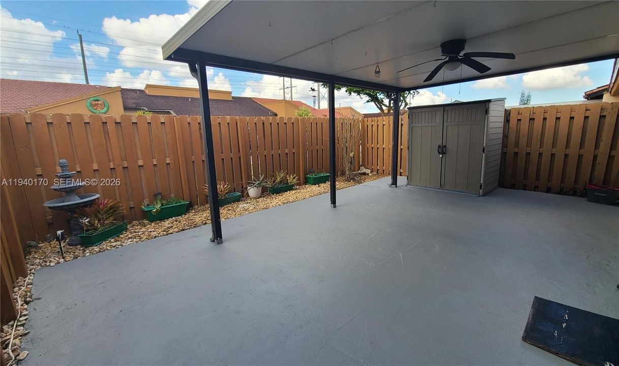 En Venta: $460,000 (3 camas, 2 baños, 1144 Pies cuadrados)