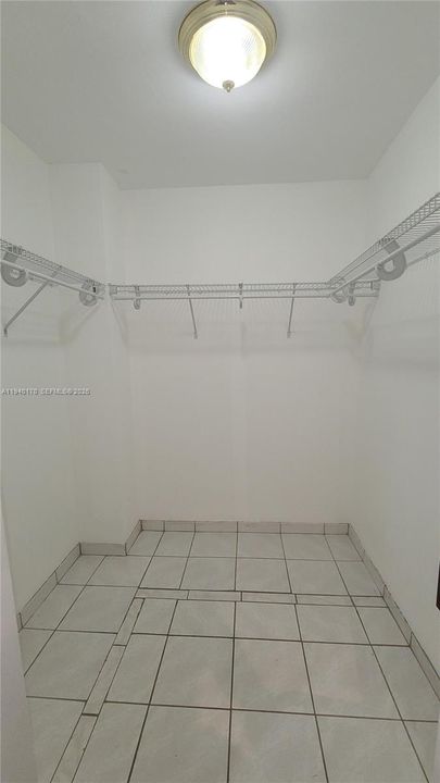 En Venta: $460,000 (3 camas, 2 baños, 1144 Pies cuadrados)