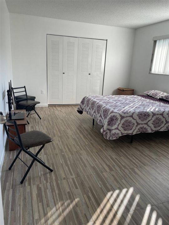 For Rent: $2,500 (3 beds, 1 baths, 2908 Square Feet)