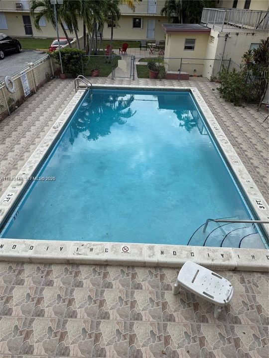 En Venta: $239,900 (2 camas, 1 baños, 868 Pies cuadrados)