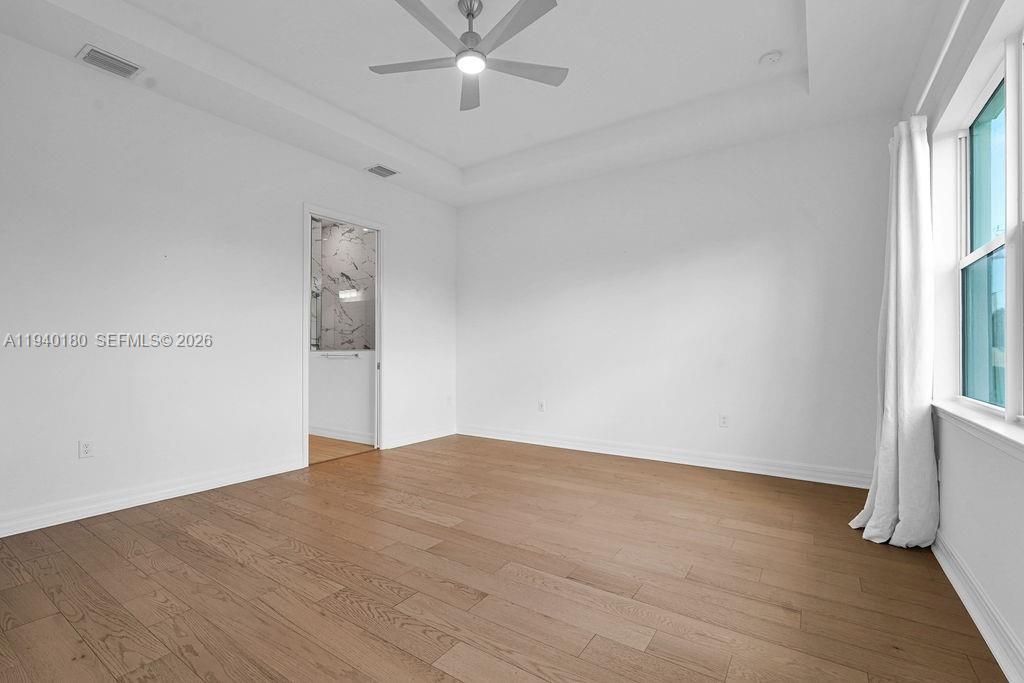 For Sale: $1,250,000 (3 beds, 3 baths, 2511 Square Feet)