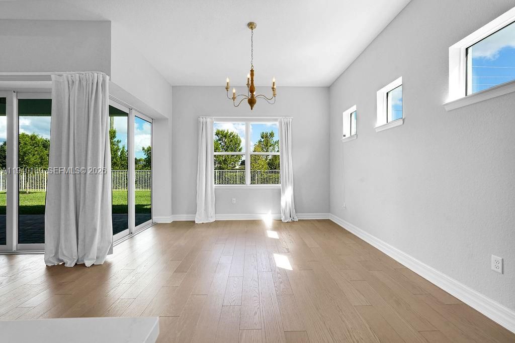 For Sale: $1,250,000 (3 beds, 3 baths, 2511 Square Feet)