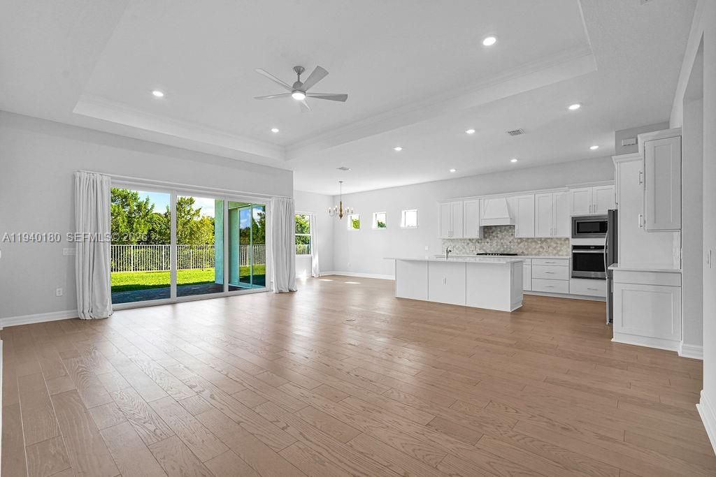 For Sale: $1,250,000 (3 beds, 3 baths, 2511 Square Feet)