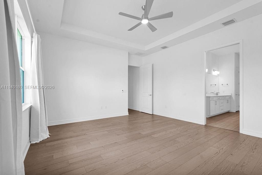 For Sale: $1,250,000 (3 beds, 3 baths, 2511 Square Feet)