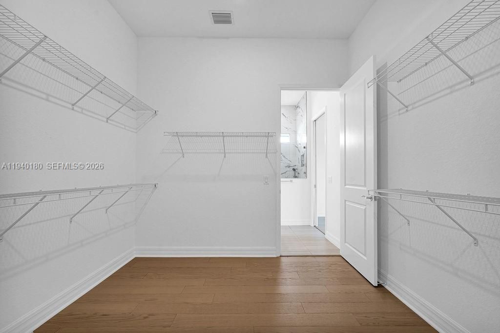 For Sale: $1,250,000 (3 beds, 3 baths, 2511 Square Feet)