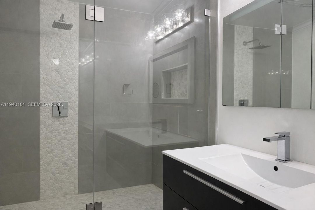 For Sale: $580,000 (3 beds, 2 baths, 1240 Square Feet)