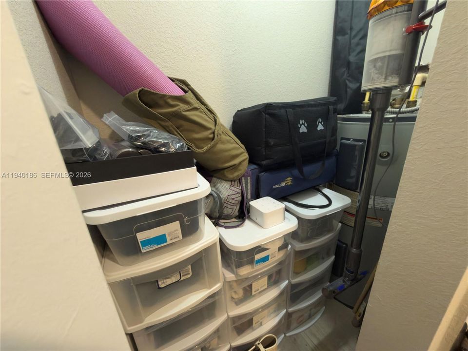 En Venta: $310,000 (2 camas, 2 baños, 1061 Pies cuadrados)