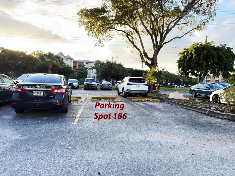 En Venta: $310,000 (2 camas, 2 baños, 1061 Pies cuadrados)