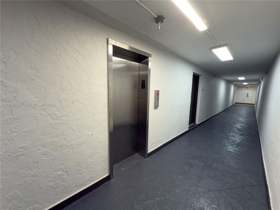 En Venta: $310,000 (2 camas, 2 baños, 1061 Pies cuadrados)