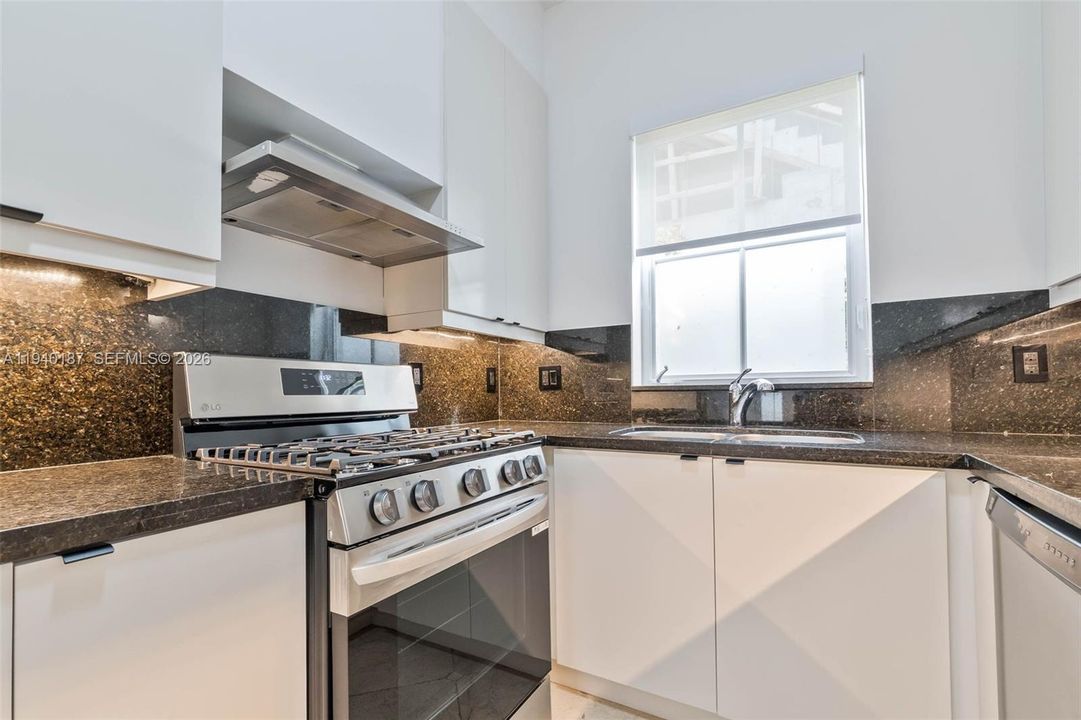 待售: $1,725,000 (3 贝兹, 3 浴室, 3094 平方英尺)