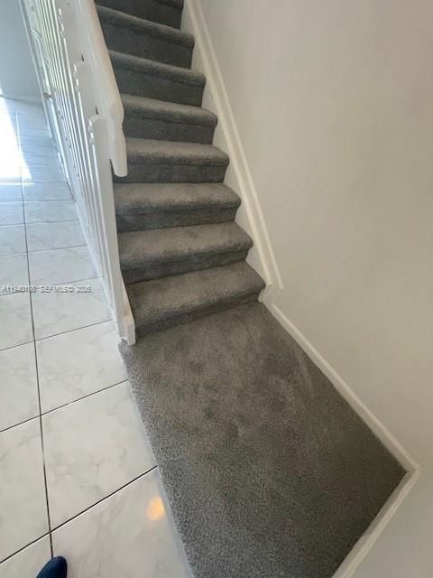 В аренду: $2,200 (2 спален, 2 ванн, 1008 Квадратных фут)