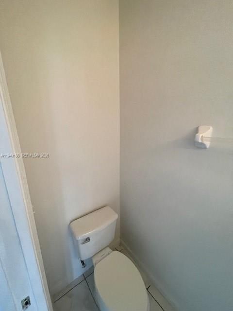 В аренду: $2,200 (2 спален, 2 ванн, 1008 Квадратных фут)