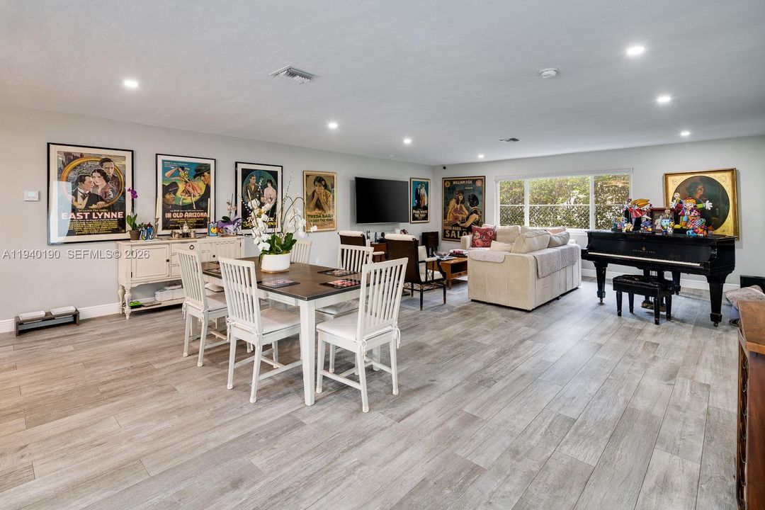 En Venta: $1,699,995 (3 camas, 2 baños, 1892 Pies cuadrados)