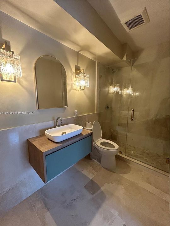 For Rent: $3,500 (2 beds, 2 baths, 1180 Square Feet)