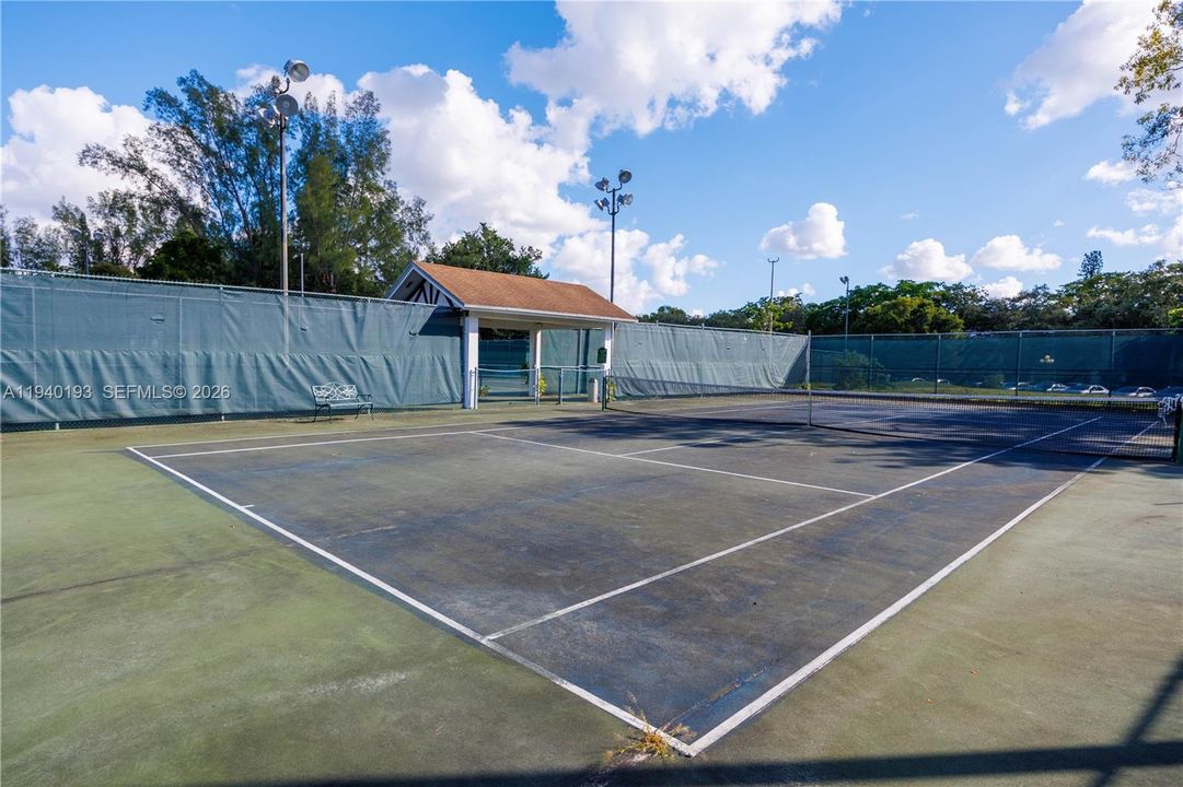 出租: $1,600 (1 贝兹, 1 浴室, 800 平方英尺)