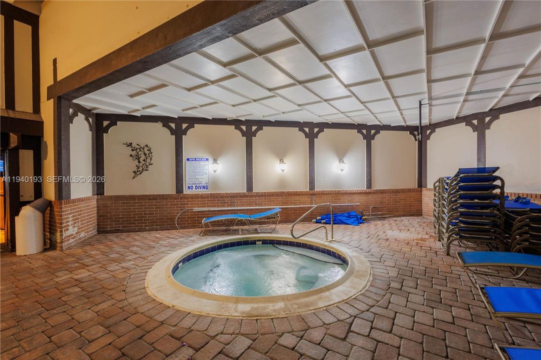 出租: $1,600 (1 贝兹, 1 浴室, 800 平方英尺)