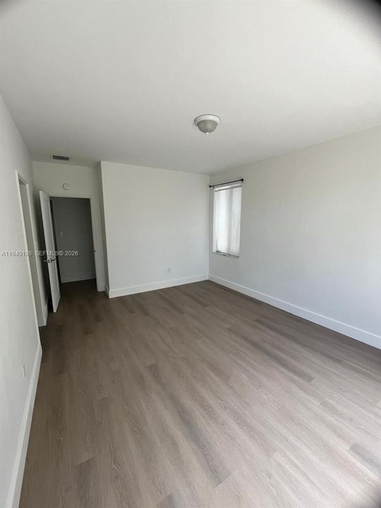 For Rent: $4,725 (2 beds, 2 baths, 1200 Square Feet)