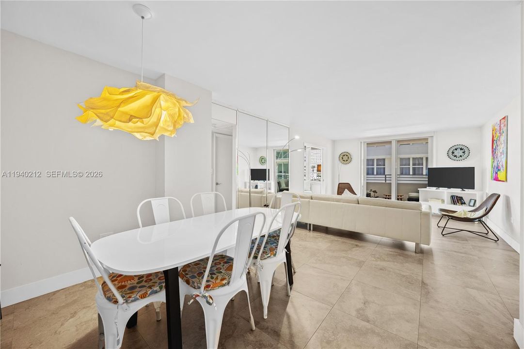 For Rent: $3,750 (2 beds, 2 baths, 1047 Square Feet)