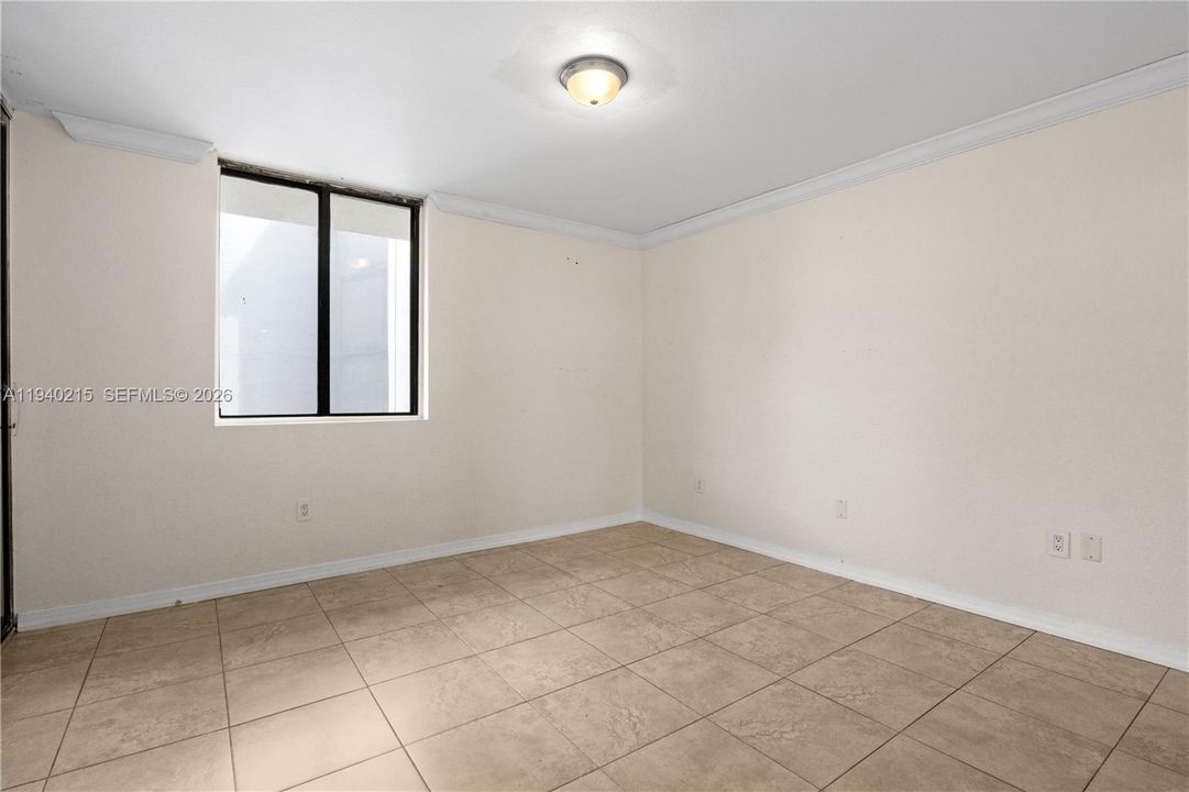 For Sale: $2,200 (2 beds, 2 baths, 1143 Square Feet)