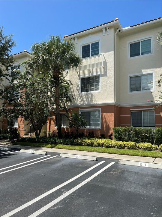 En Venta: $285,000 (3 camas, 2 baños, 1426 Pies cuadrados)