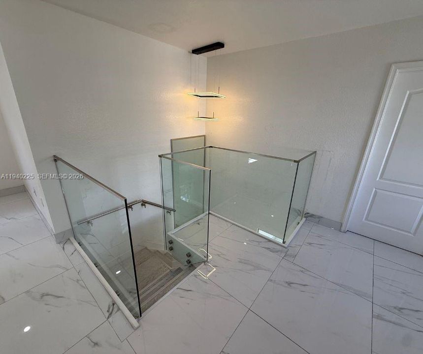 В аренду: $4,000 (5 спален, 3 ванн, 2799 Квадратных фут)