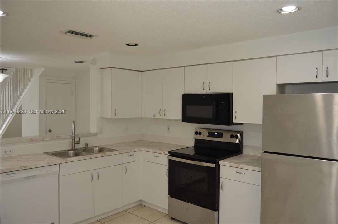 En Renta: $2,500 (2 camas, 2 baños, 1261 Pies cuadrados)