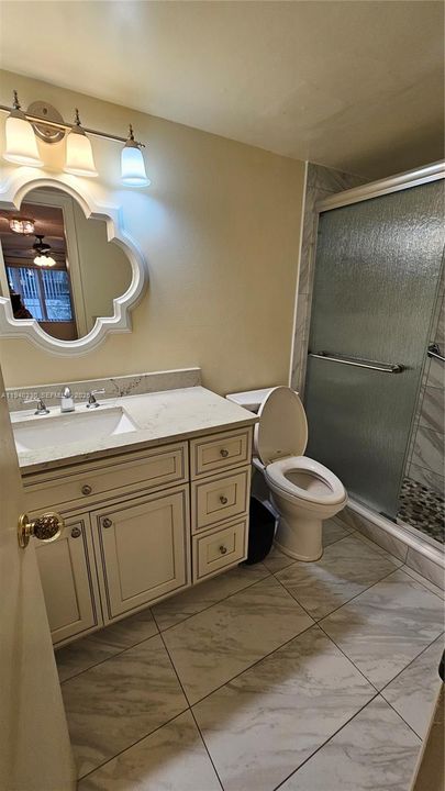 На продажу: $85,000 (1 спален, 1 ванн, 680 Квадратных фут)