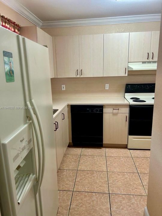 En Renta: $2,650 (2 camas, 1 baños, 990 Pies cuadrados)